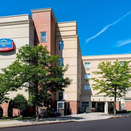 Fairfield Inn By Marriott New York Laguardia Airport/Flushing Bagian luar foto