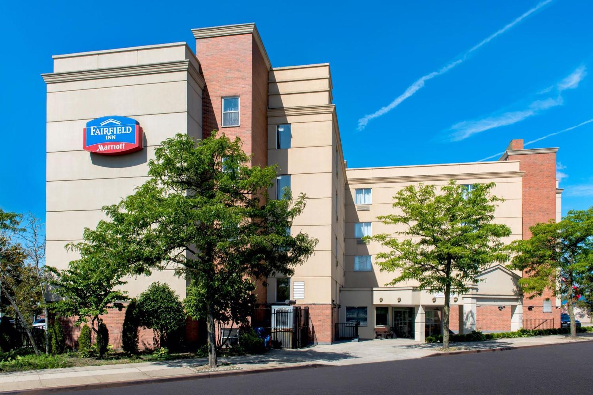 Fairfield Inn By Marriott New York Laguardia Airport/Flushing Bagian luar foto